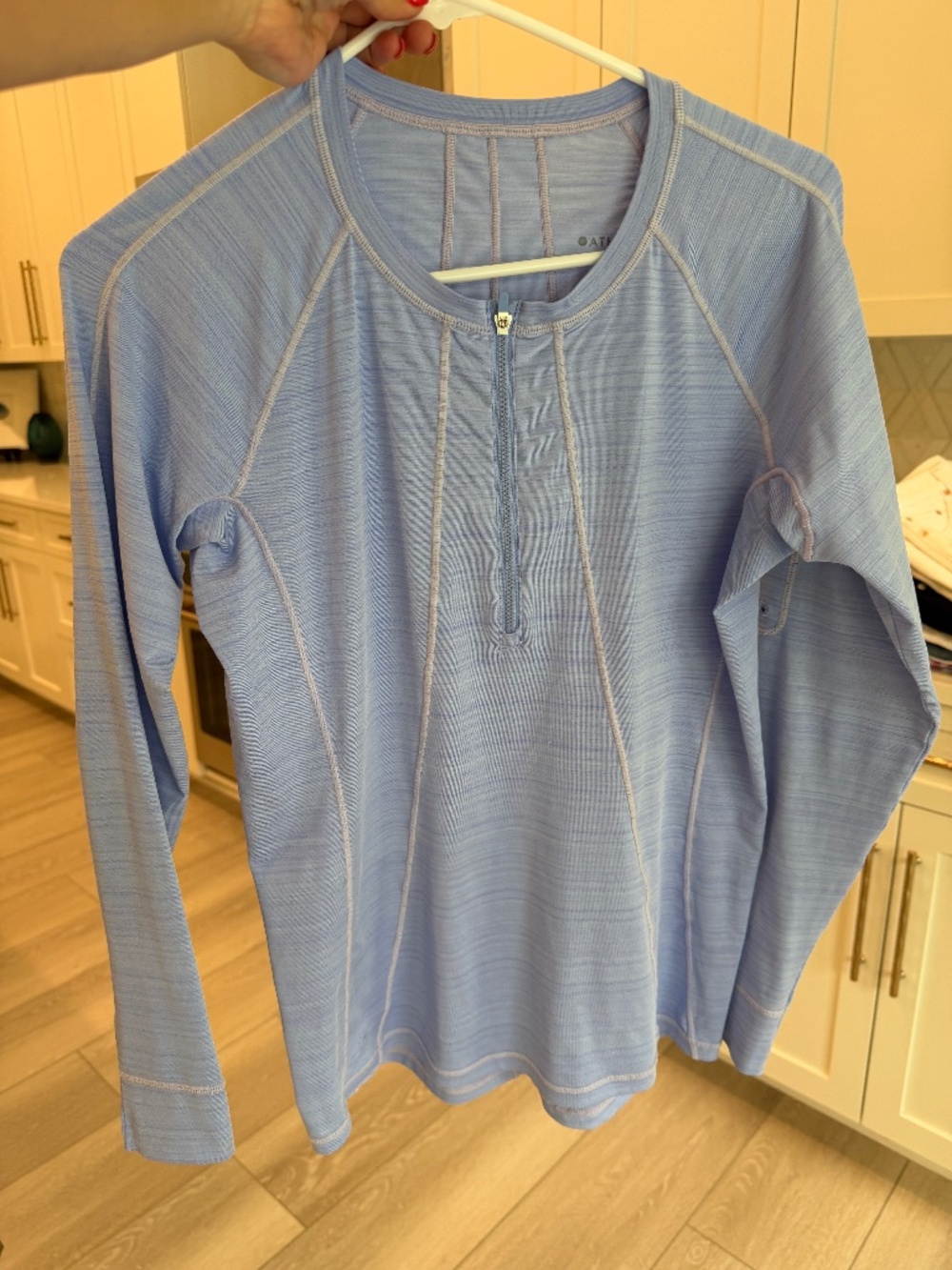 Athleta Pacifica Long-sleeve rash guard, women size M